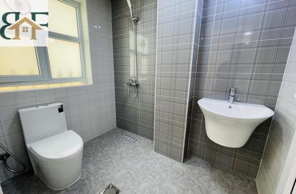 Apartment - 1 - 2 for rent in Umm Ghwailina Comm - Umm Ghuwalina - Umm Ghuwailina - Doha
