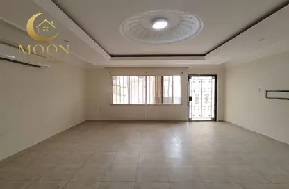 شقة - غرفة نوم - 1 حمام للايجار في الهلال - الهلال - الدوحة