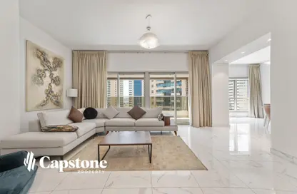 Apartment - 3 Bedrooms - 5 Bathrooms for rent in West Bay Tower - West Bay - West Bay - Doha