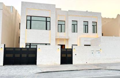 Villa - 6 Bedrooms - 7 Bathrooms for sale in Duhail Villas - Al Duhail - Doha