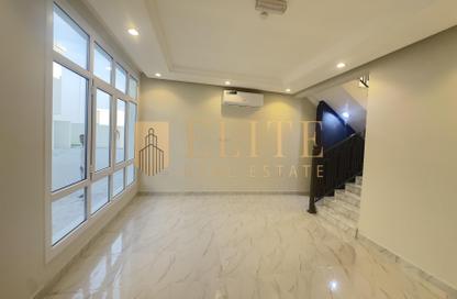 Villa - 4 Bedrooms - 5 Bathrooms for rent in Wadi Al Markh - Muraikh - AlMuraikh - Doha