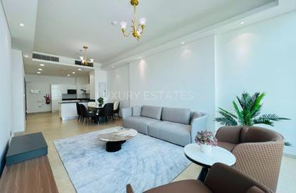 Apartment - 2 Bedrooms - 3 Bathrooms for rent in Marina Tower 21 - Marina District - Lusail