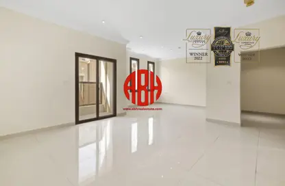 Compound - 6 Bedrooms - 6 Bathrooms for rent in Al Hanaa Street - Al Gharrafa - Doha