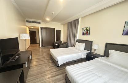 Apartment - 2 Bedrooms - 3 Bathrooms for rent in West Bay Tower - West Bay - West Bay - Doha