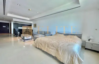 Apartment - Studio - 1 Bathroom for rent in Tower 14 - Porto Arabia - The Pearl Island - Doha