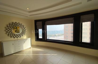 Apartment - 1 - 2 for rent in West Porto Drive - Porto Arabia - The Pearl Island - Doha