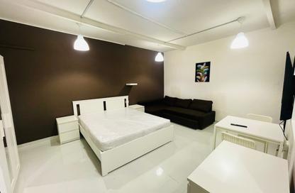 Apartment - Studio - 1 Bathroom for rent in Musheireb - Musheireb - Doha