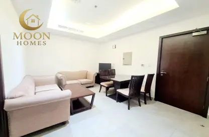 شقة - 2 غرف نوم - 2 حمامات للايجار في ام غوالينا تجارية - ام غويلينا - أم غويلينا - الدوحة