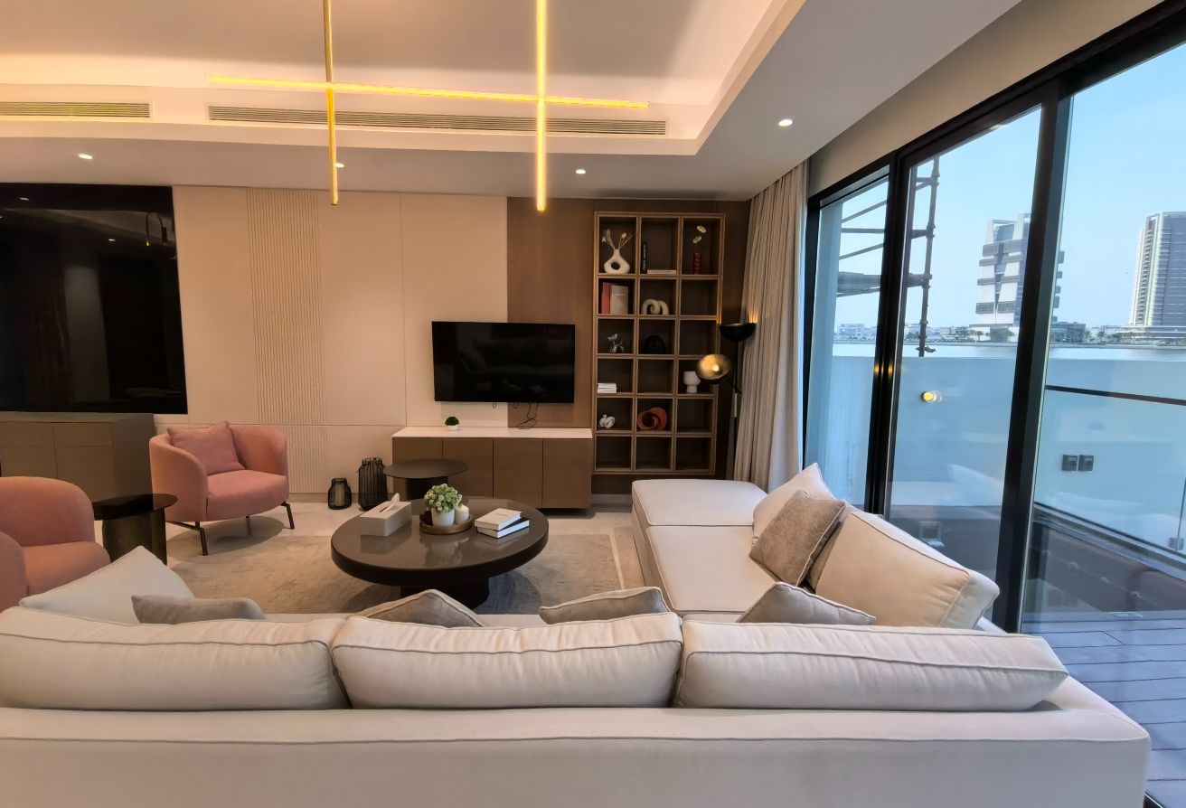 Own World-class Waterfront 5BR Villa Direct Sea thumbnail 13
