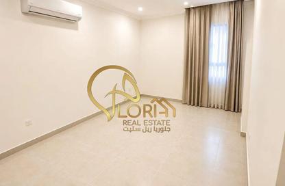 Whole Building - 2 Bedrooms - 2 Bathrooms for sale in Umm Ghwailina Comm - Umm Ghuwalina - Umm Ghuwailina - Doha Whole Building - 2 Bedrooms - 2 Bathrooms for sale in Umm Ghwailina Comm - Umm Ghuwalina - Umm Ghuwailina - Doha