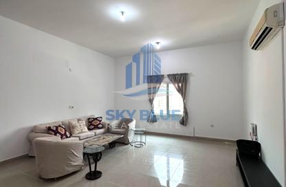 Apartment - 1 Bedroom - 1 Bathroom for rent in Salaja Street - Doha Al Jadeed - Doha