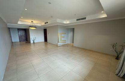 Apartment - 2 Bedrooms - 3 Bathrooms for rent in East Porto Drive - Porto Arabia - The Pearl Island - Doha