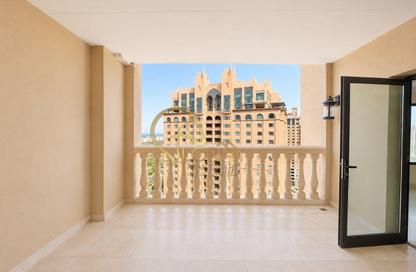 Apartment - 2 Bedrooms - 3 Bathrooms for rent in East Porto Drive - Porto Arabia - The Pearl Island - Doha