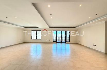 Apartment - 2 Bedrooms - 3 Bathrooms for rent in East Porto Drive - Porto Arabia - The Pearl Island - Doha