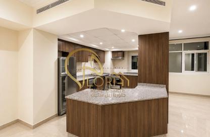 Apartment - 2 Bedrooms - 3 Bathrooms for sale in Fox Hills South - Fox Hills - Lusail