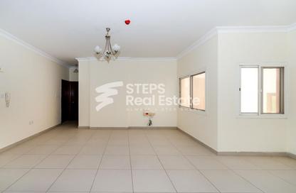Apartment - 2 - 2 for rent in Al Mansoura - Al Mansoura - Doha