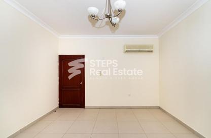 Apartment - 2 - 2 for rent in Al Mansoura - Al Mansoura - Doha