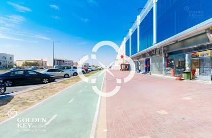 Retail - Studio - 4 Bathrooms for rent in Bu Hamour Street - Abu Hamour - Doha