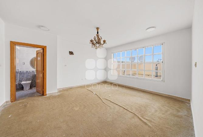 54493789 - صورة العقار 3