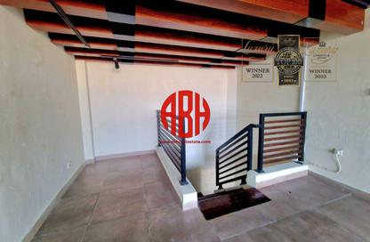 Retail - Studio - 1 Bathroom for rent in Bin Omran 35 - Fereej Bin Omran - Doha