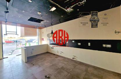Retail - Studio - 1 Bathroom for rent in Bin Omran 35 - Fereej Bin Omran - Doha