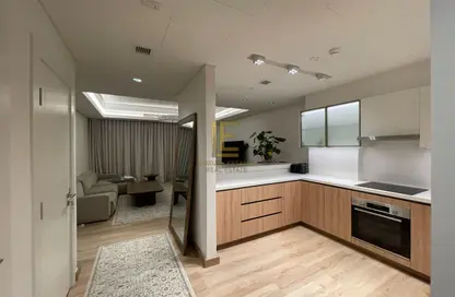 Apartment - 1 Bedroom - 2 Bathrooms for sale in Crystal Residence - Gewan Island - The Pearl Island - Doha