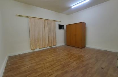 Apartment - 1 Bedroom - 1 Bathroom for rent in Bin Omran 35 - Fereej Bin Omran - Doha