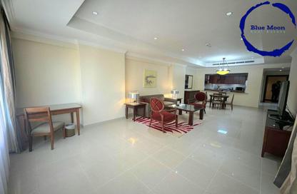 Apartment - 1 Bedroom - 2 Bathrooms for rent in West Porto Drive - Porto Arabia - The Pearl Island - Doha