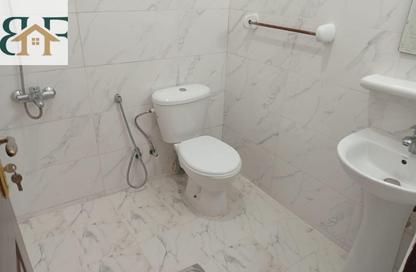 Apartment - 2 Bedrooms - 2 Bathrooms for rent in Al Mansoura - Al Mansoura - Doha