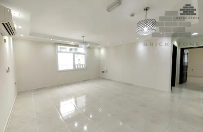 Apartment - 2 Bedrooms - 2 Bathrooms for rent in Al Jazeera Street - Fereej Bin Mahmoud North - Fereej Bin Mahmoud - Doha