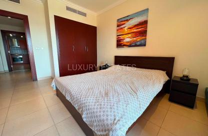 Apartment - 1 Bedroom - 2 Bathrooms for rent in One Porto Arabia - Porto Arabia - The Pearl Island - Doha