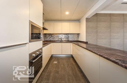 Apartment - Studio - 1 for rent in Regency Pearl 2 - Regency Pearl 2 - The Pearl Island - Doha