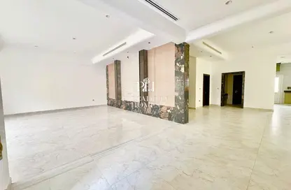 Villa - 7 Bedrooms - 7+ Bathrooms for rent in Al Ebb - Al Kheesa - Umm Salal Mohammed