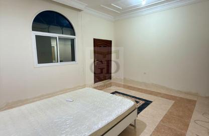 Apartment - Studio - 1 for rent in Salwa Road - Al Aziziyah - Doha