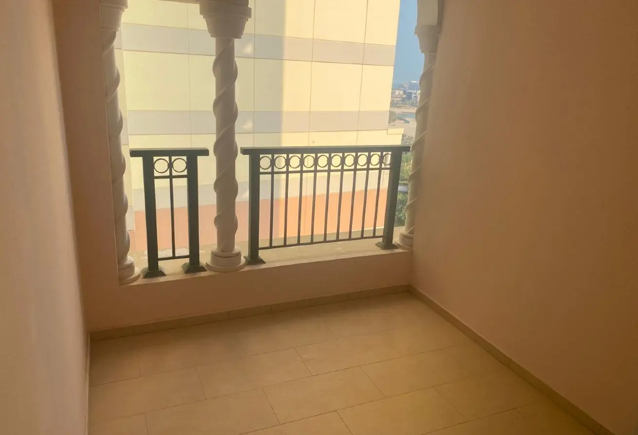 61448927 - Property Main Image