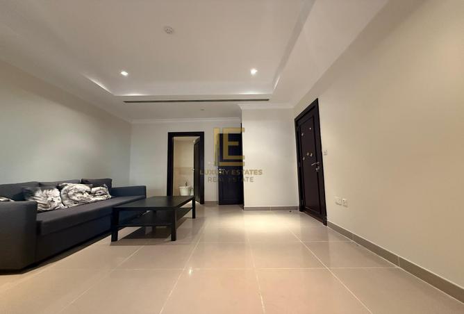 1013398 - Property Image 3