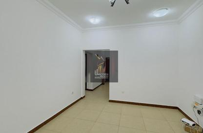 Apartment - 3 Bedrooms - 3 Bathrooms for rent in Muntazah 7 - Al Muntazah - Doha