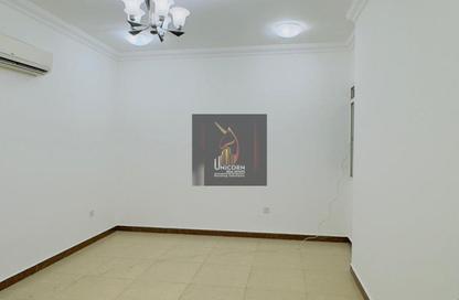 Apartment - 3 Bedrooms - 3 Bathrooms for rent in Muntazah 7 - Al Muntazah - Doha