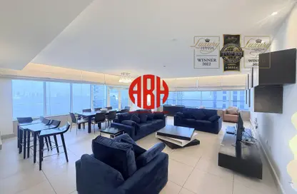 Apartment - 3 Bedrooms - 5 Bathrooms for rent in West Bay Tower - West Bay - West Bay - Doha