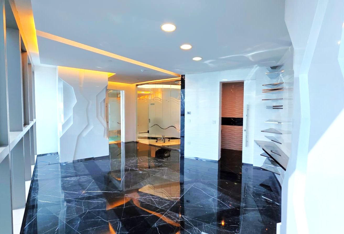 Modern Office Space For rent | Full Corniche View - office-space in West Bay