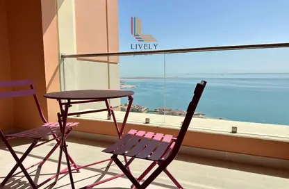 Apartment - Studio - 1 Bathroom for rent in Tower 27 - Viva Bahriyah - The Pearl Island - Doha