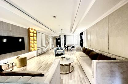 Apartment - 1 Bedroom - 2 Bathrooms for rent in West Porto Drive - Porto Arabia - The Pearl Island - Doha