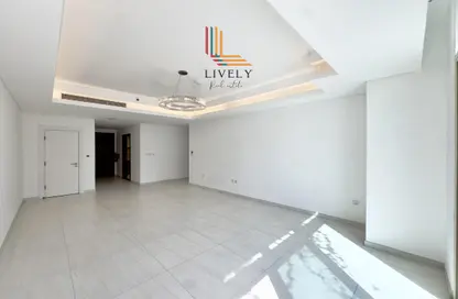 Apartment - 2 Bedrooms - 4 Bathrooms for rent in Crystal Residence - Gewan Island - The Pearl Island - Doha