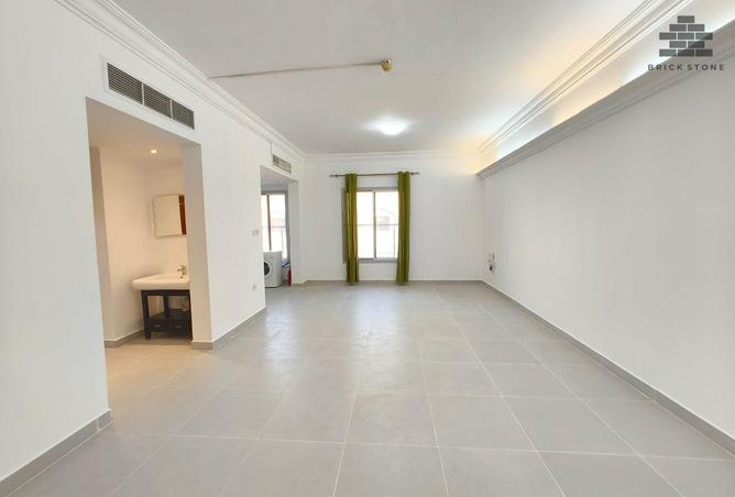 57410442 - Property Image 3