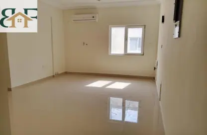 شقة - 2 غرف نوم - 2 حمامات للايجار في بن عمران - فريج بن عمران - الدوحة