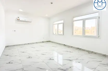Apartment - 2 Bedrooms - 2 Bathrooms for rent in Madinat Khalifa Building 58 - Madinat Khalifa South - Madinat Khalifa - Doha