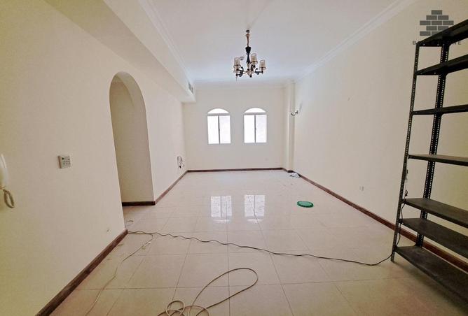 57253327 - Property Main Image