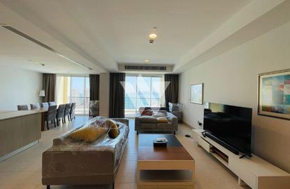 Apartment - 3 Bedrooms - 5 Bathrooms for rent in Viva West - Viva Bahriyah - The Pearl Island - Doha