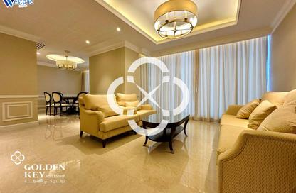 Apartment - 3 Bedrooms - 4 Bathrooms for rent in West Bay Tower - West Bay - West Bay - Doha