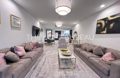 Apartment - 1 Bedroom - 2 Bathrooms for sale in Viva East - Viva Bahriyah - The Pearl Island - Doha